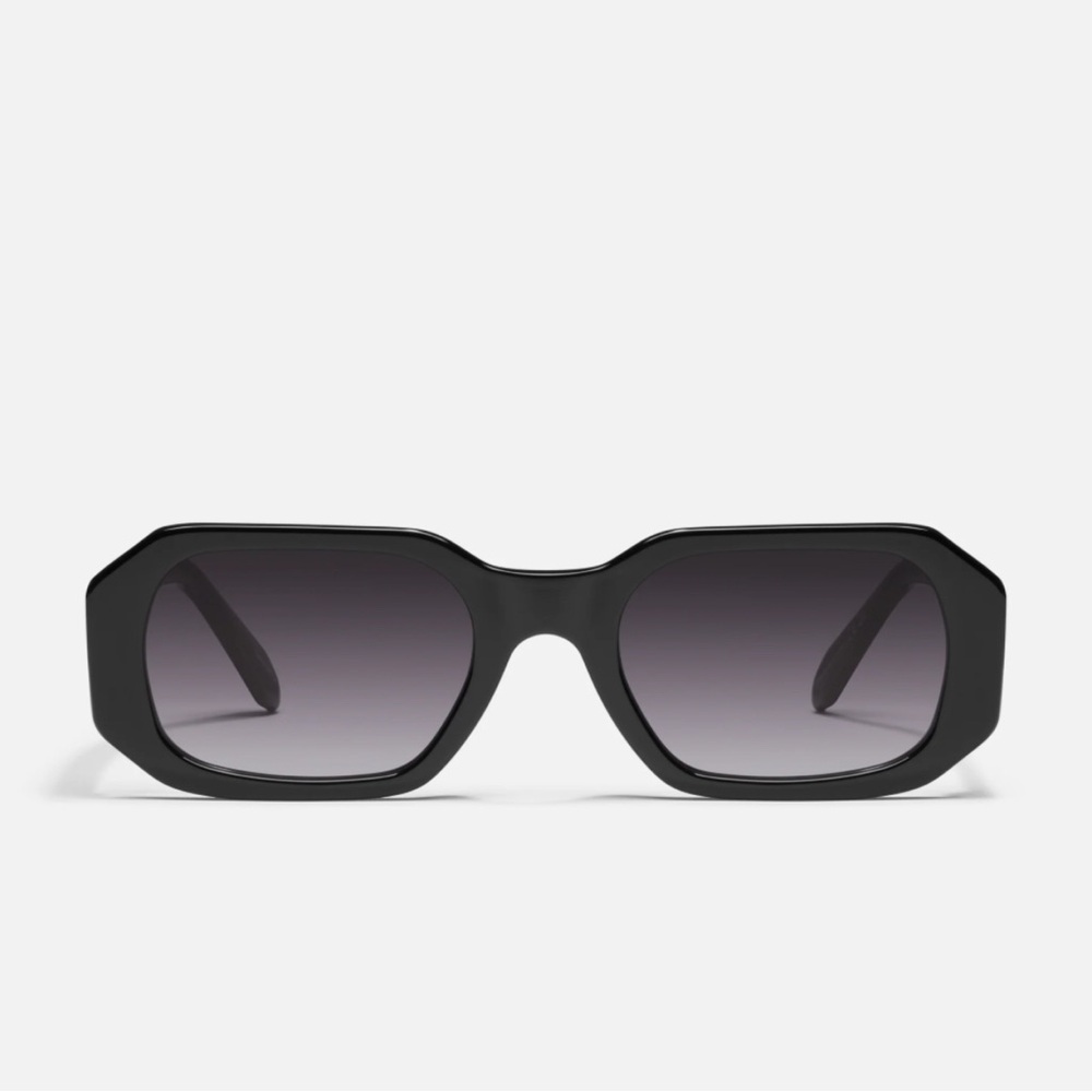 QUAY Australia “PED UP” Black Oversized Square Sunglasses